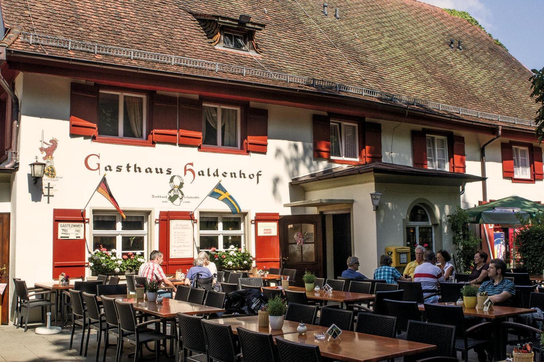 Hoehengasthaus Haldenhof Иберлинген Экстерьер фото